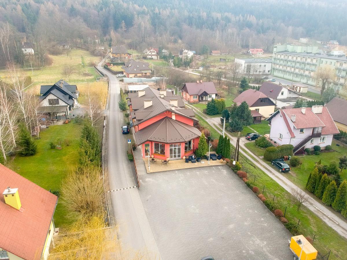 Hotel Krak Мысленице Экстерьер фото